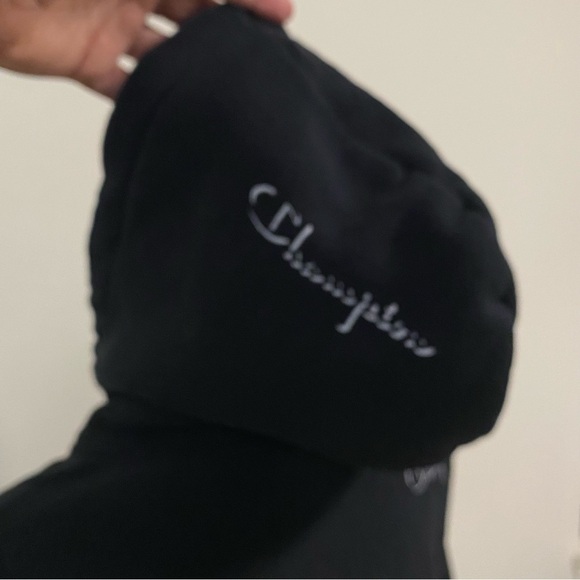 Champion hoodie women’s Size Large Black with logo Reverse Weave Hoodie - Picture 4 of 15